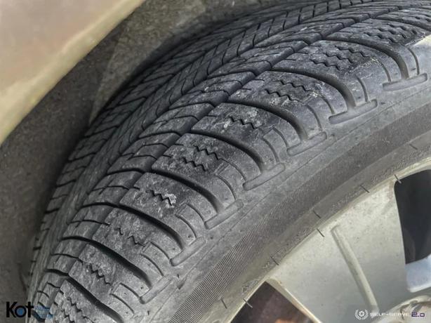 2003 FORD FOCUS image 7