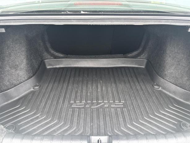 2017 Honda Civic Sedan LX image 8