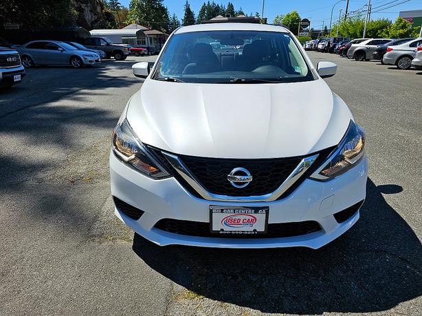 2017 Nissan  Sentra SV image 6