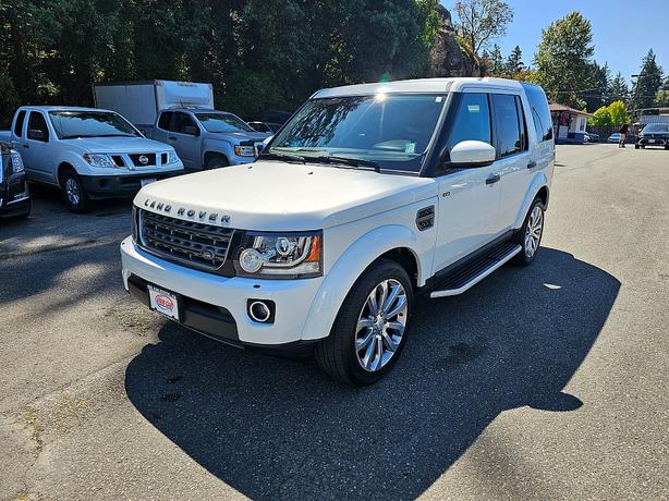2015 Land Rover  LR4 HSE image 2
