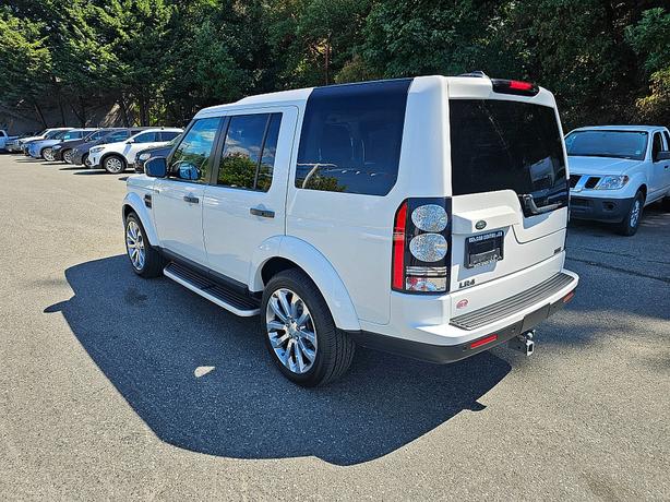 2015 Land Rover  LR4 HSE image 3