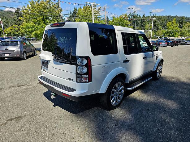 2015 Land Rover  LR4 HSE image 4