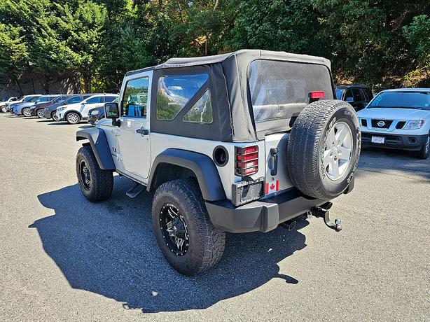 2008 Jeep  Wrangler X image 3