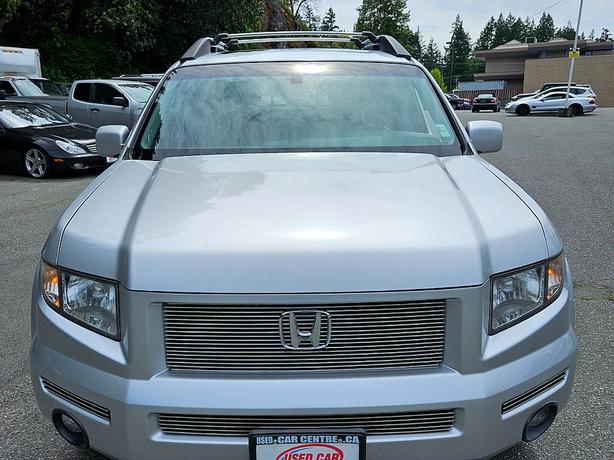2006 Honda  Ridgeline RTL with MOONROOF image 4