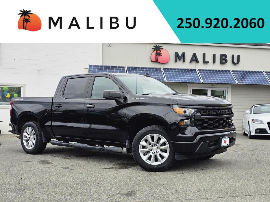 2022 Chevrolet Silverado 1500 Crew Cab Short Box 4-Wheel Drive display photo