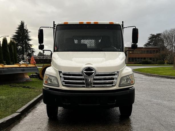 2006 Hino 155 16 Foot Flatdeck Diesel image 4