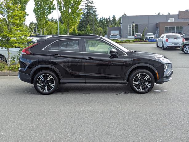 2024 Mitsubishi Eclipse Cross SEL - Heated Seats, 4x4, Heads Up Display image 5