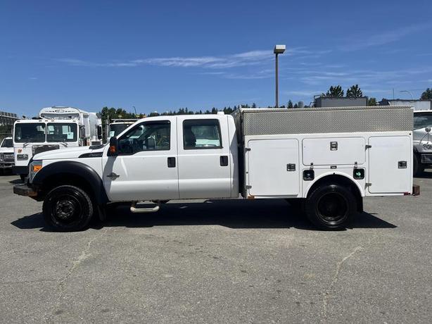 2015 Ford F-550 Service Truck Crew Cab Dually Diesel  4WD image 2