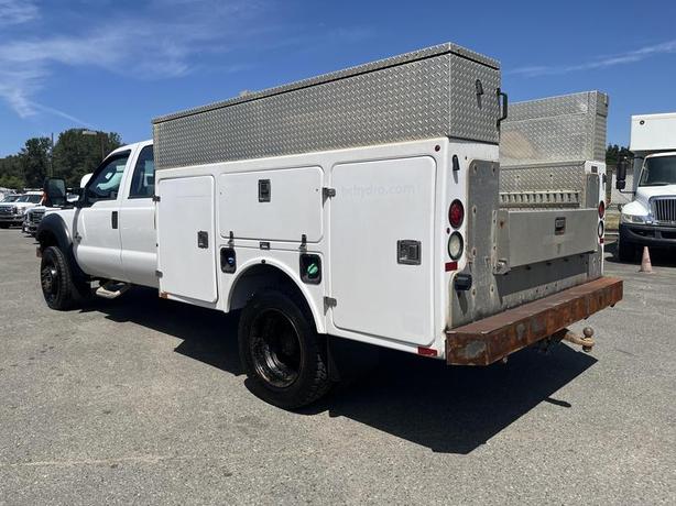 2015 Ford F-550 Service Truck Crew Cab Dually Diesel  4WD image 3