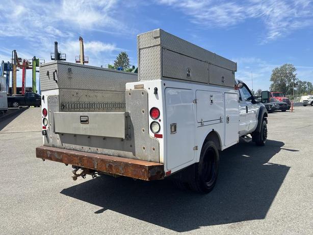 2015 Ford F-550 Service Truck Crew Cab Dually Diesel  4WD image 5