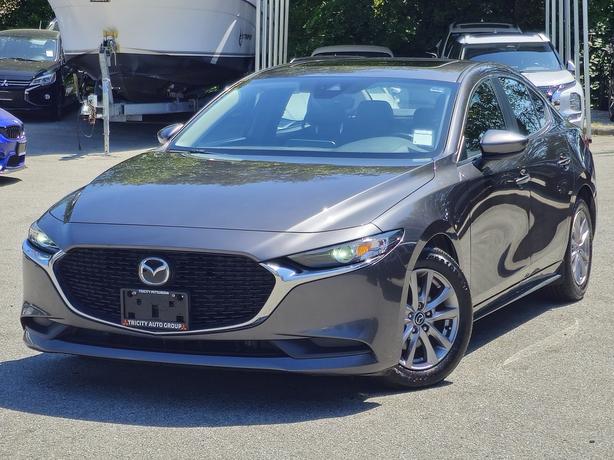 2019 Mazda Mazda3 GS - Luxury Package, No Accidents, Leather image 2