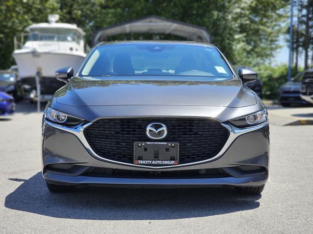 2019 Mazda Mazda3 GS - Luxury Package, No Accidents, Leather image 3