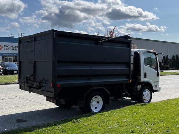 2016 Isuzu NPR 10 Foot Dump Truck V8 Gas Engine image 8