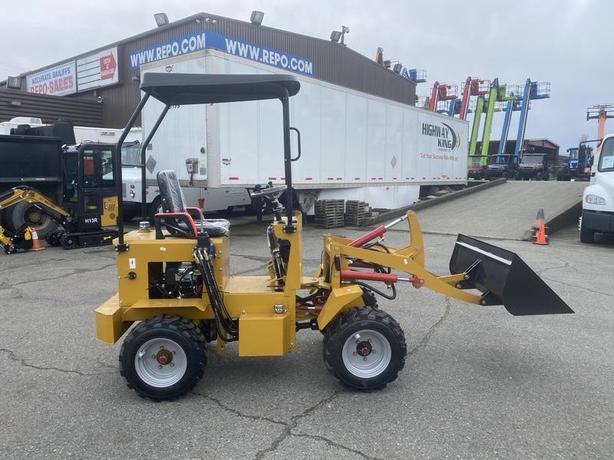 2024 AGT KRW 23 Mini loader 739CC Gas Engine 4x4 (New) image 7