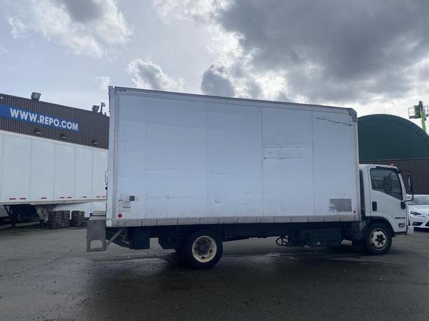 2015 Isuzu NRR 18 Foot Cube Van 3 Seater Diesel With Power Tailgate image 6