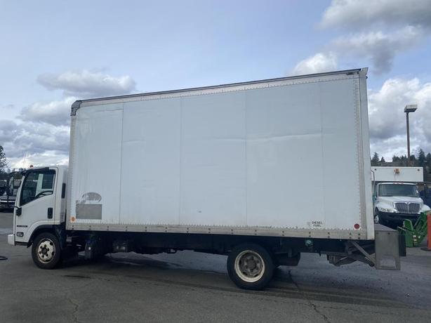 2015 Isuzu NRR 18 Foot Cube Van 3 Seater Diesel With Power Tailgate image 2