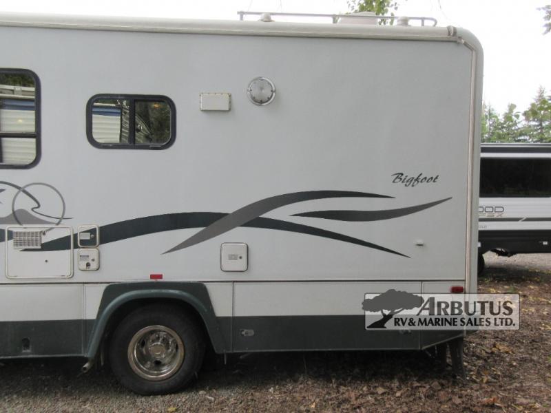 Used 2001 Bigfoot Industries BIGFOOT 3000 SERIES 24DB display photo