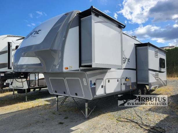 Used 2018 Highland Ridge RV Open Range Light LF318RLS image 3