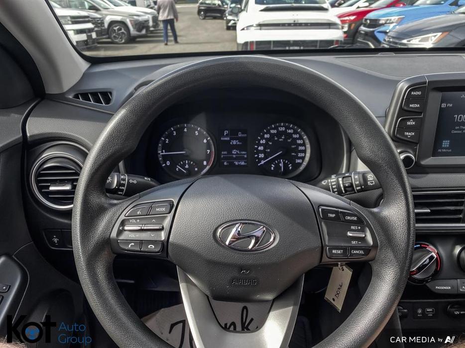 2019 Hyundai Kona ESSENTIAL display photo