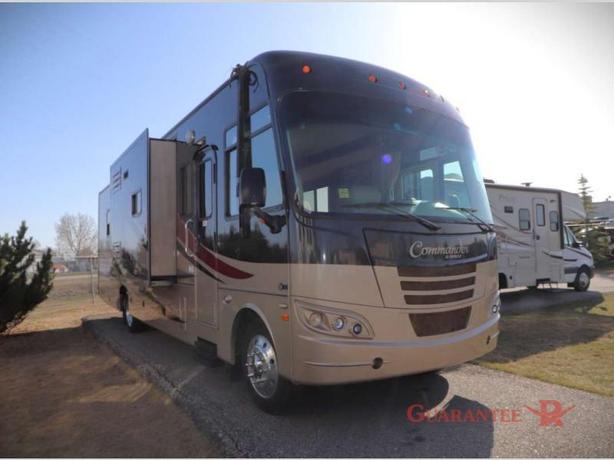 Used 2010 Triple E Commander 3712 image 1