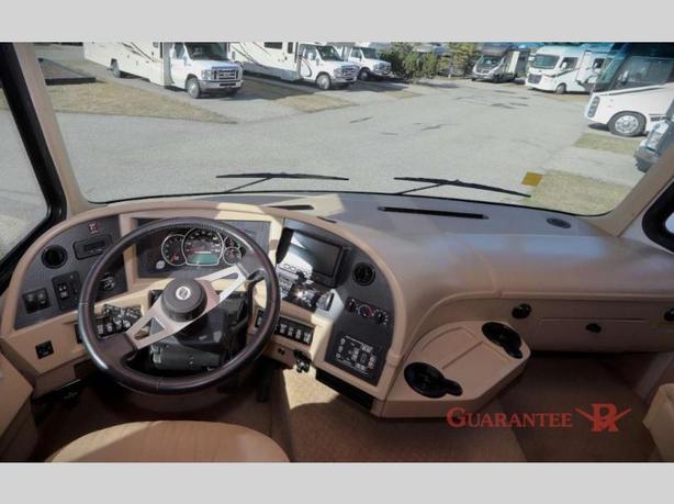 Used 2010 Triple E Commander 3712 image 5