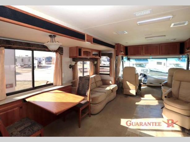 Used 2010 Triple E Commander 3712 image 7