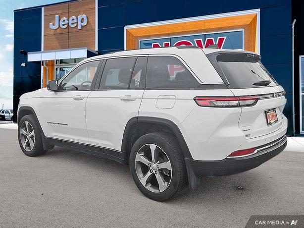 2023 Jeep Grand Cherokee Limited 4x4 | Surround View Camera! image 4
