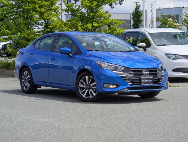 2023 Nissan Versa SV - Heated Seats, Remote Start, Apple CarPlay/A.A image 4