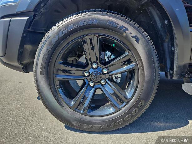 2023 RAM 1500 Classic Warlock 4x4 Crew Cab 5'7 Box | No Accidents | One Owner! image 6