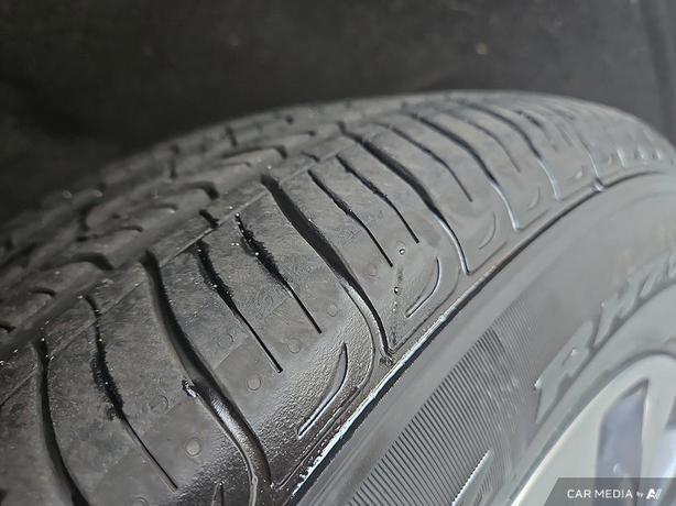 2024 Chrysler Pacifica Hybrid Pinnacle image 7