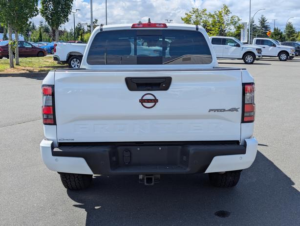 2023 Nissan Frontier Pro-4X - 3.8L V6, Crew Cab, Short Box, 4x4 image 7