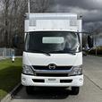 2018 Hino 195 18 Foot Cube Van Diesel 3-Seater thumbnail image 3