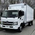 2018 Hino 195 18 Foot Cube Van Diesel 3-Seater thumbnail image 4
