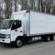 2018 Hino 195 18 Foot Cube Van Diesel 3-Seater thumbnail image 5