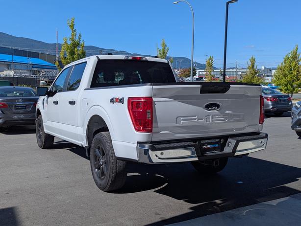 2023 Ford F-150 XLT - 5.0L V8, 4x4, SuperCrew, Short Box image 8