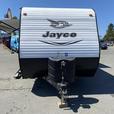 2016 Jayco 265RLSW 26 Foot Travel Trailer With 1 Slide Out thumbnail image 5