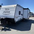 2016 Jayco 265RLSW 26 Foot Travel Trailer With 1 Slide Out thumbnail image 6