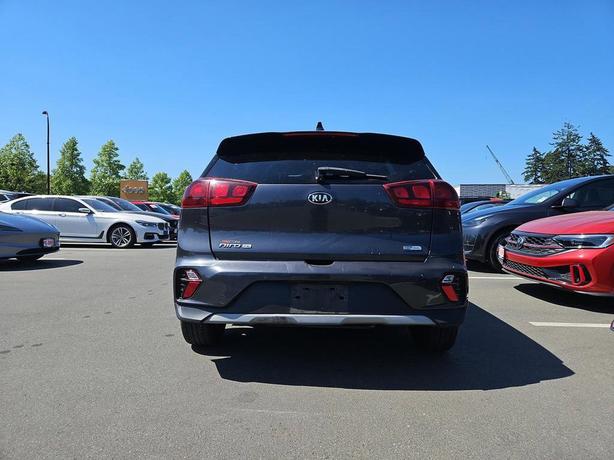 2020 Kia Niro L FWD Sport Utility | Keyless Entry | Bluetooth Connect! image 5