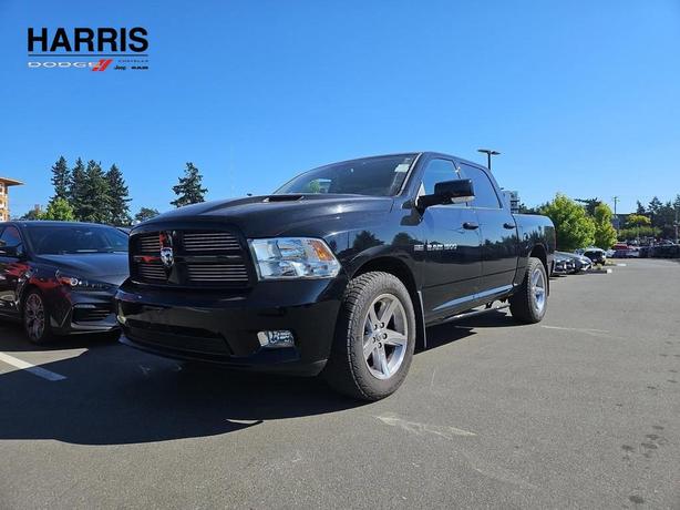 2012 RAM 1500 4WD Crew Cab 140.5 Sport | Sunroof | Bluetooth Connect! image 1