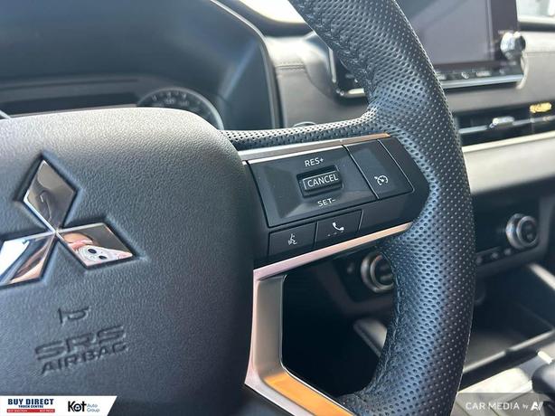 2024 Mitsubishi Outlander ES image 8