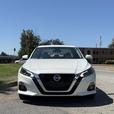 2021 Nissan Altima Platinum AWD thumbnail image 3