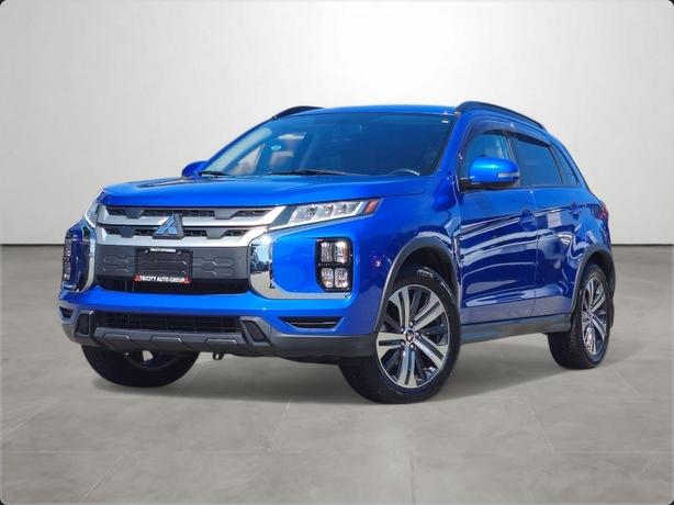2020 Mitsubishi RVR SEL - Heated Seats, Blind Spot Warning image 1