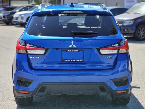 2020 Mitsubishi RVR SEL - Heated Seats, Blind Spot Warning image 6