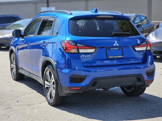 2020 Mitsubishi RVR SEL - Heated Seats, Blind Spot Warning image 7