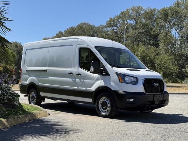 2022 Ford Transit 250 Medium Roof Cargo Van image 1