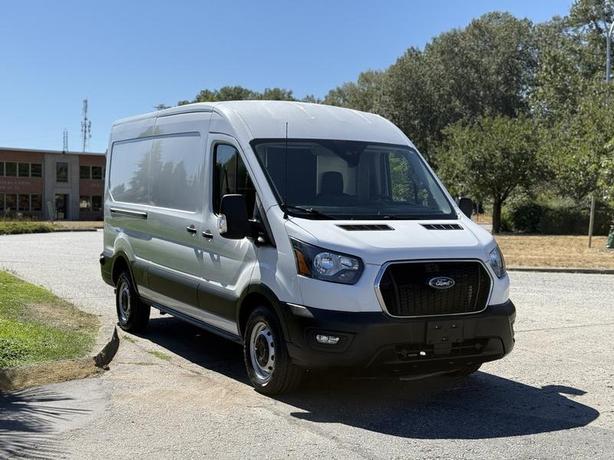 2022 Ford Transit 250 Medium Roof Cargo Van image 2