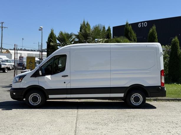 2022 Ford Transit 250 Medium Roof Cargo Van image 6