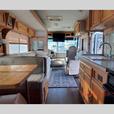 Used 1999 Georgie Boy Cruise Master 3515 thumbnail image 8