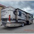 Used 2005 Fleetwood RV Discovery 39L thumbnail image 4