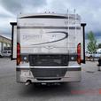 Used 2005 Fleetwood RV Discovery 39L thumbnail image 5
